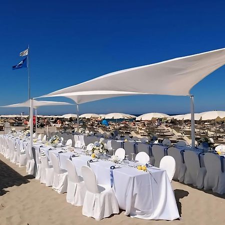 Hotel Baltic Misano Adriatico Exterior photo