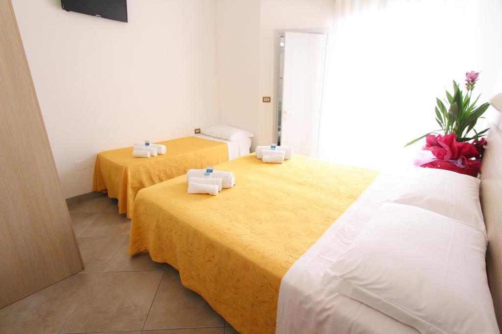Hotel Baltic Misano Adriatico Exterior photo